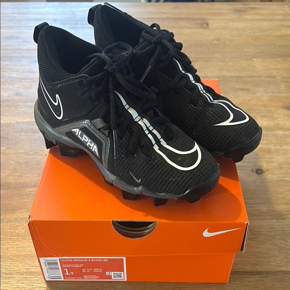 Nike Kids Alpha Menace 3 Shark BG Cleats Youth Size 1